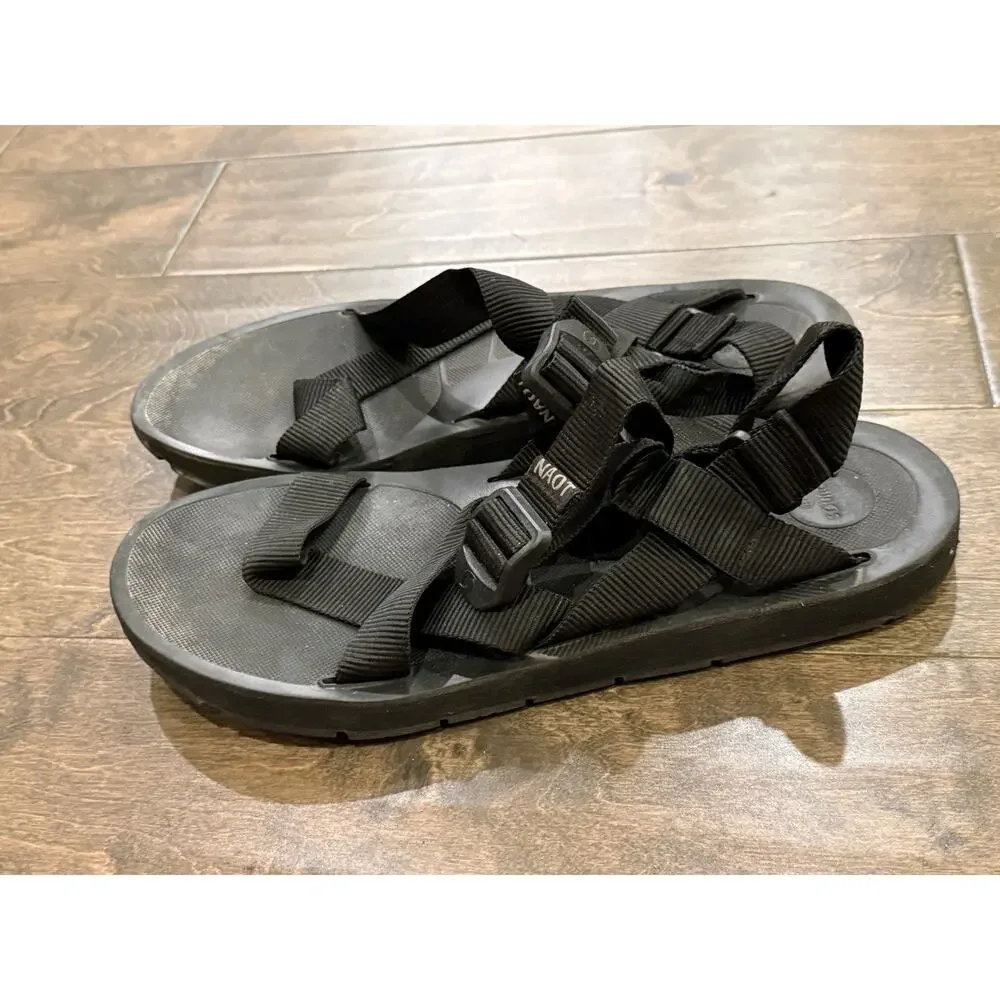 Naot mens black